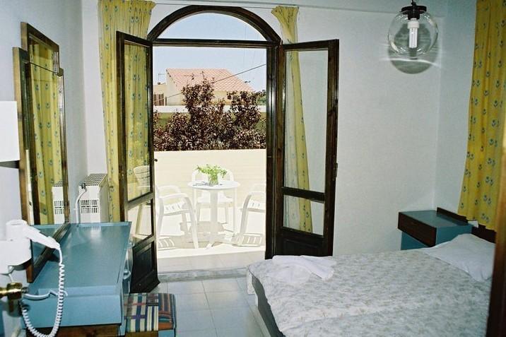 Skala Apartments Agia Marina Zimmer foto